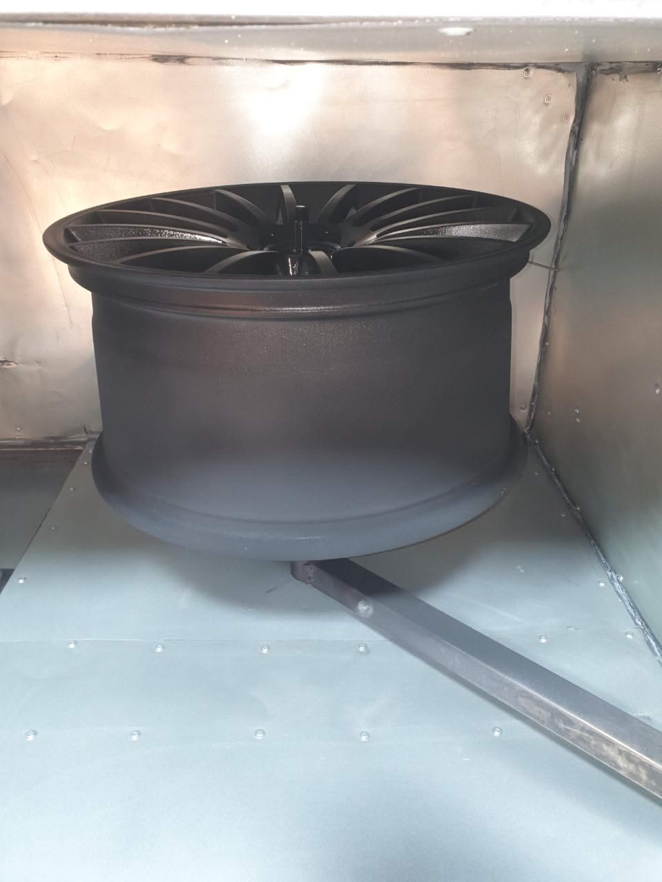 Диск с напылённым порошком до полимеризации